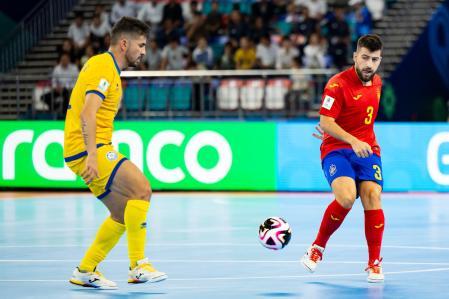 Los esfuerzos de España para lograr el segundo gol resultaron baldíos