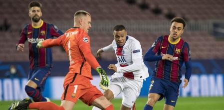 Ter Stegen, en la ida del último cruce entre Barça y PSG en 2021