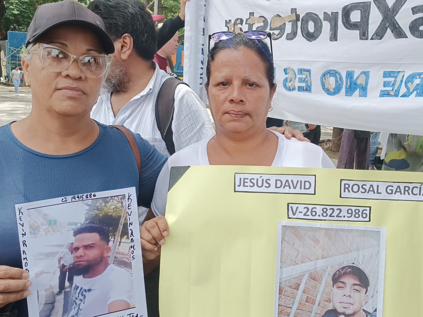 madres de jóvenes detenidos