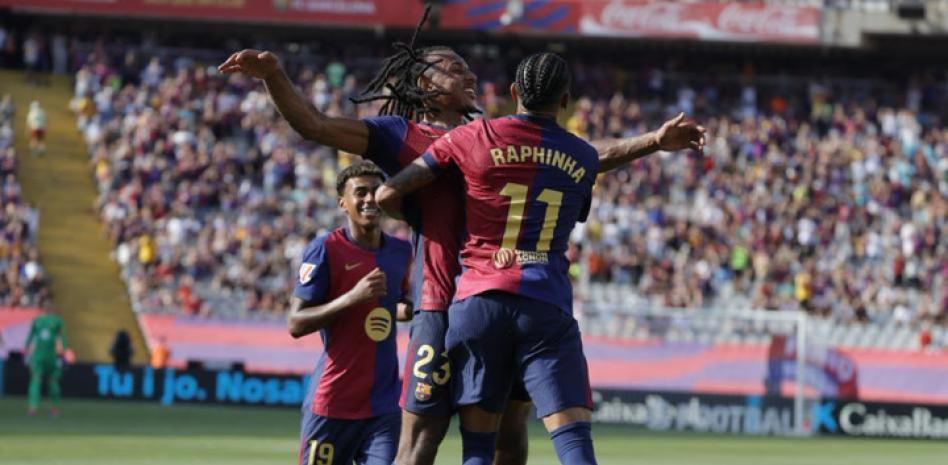 El Barça se va al parón líder con cuatro puntos de ventaja sobre tres equipos
