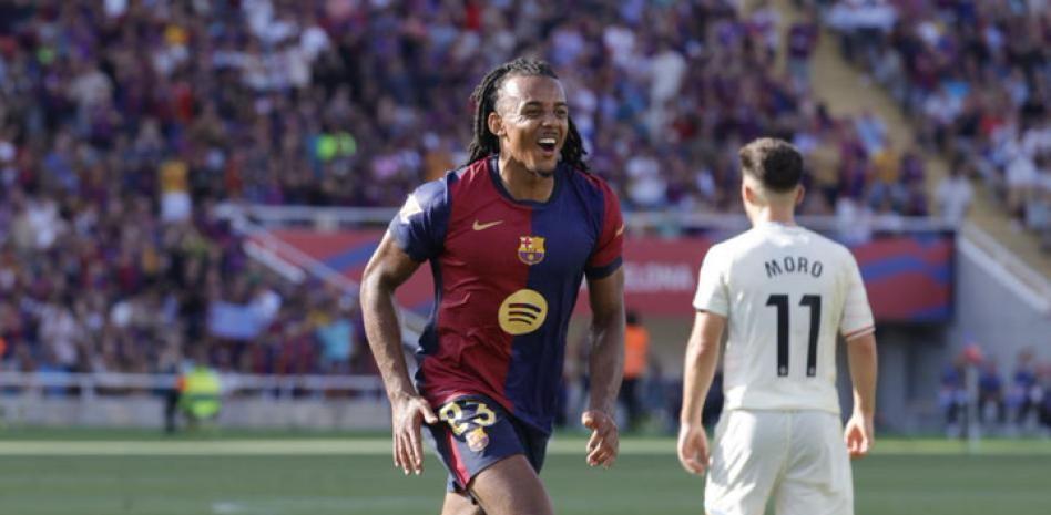 Koundé sorprende a todos con otro nuevo look