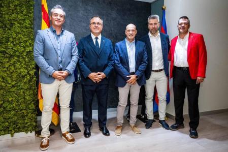 Tino Pérez, con Marc Martínez, Aureli Mas, Jordi Torras y Jordi Casellas