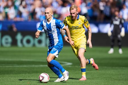 Jon Guridi es una pieza más que importante en el Alavés que este martes intentará dar la sorpresa en el Santiago Bernabéu
FOTO: Juan Manuel Serrano Arce