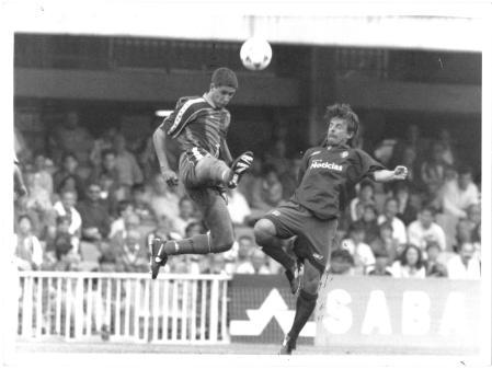 Ziober jugando un partido contra el Barça B de Pep Guardiola en el Mini