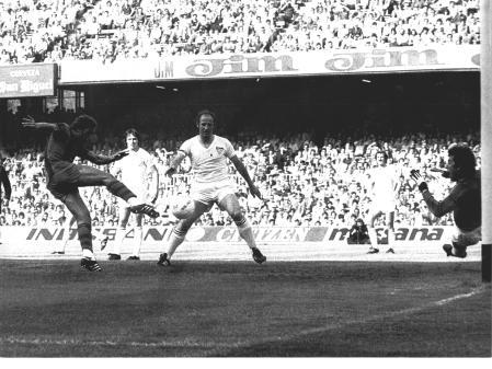 Último gol de Neeskens con el Barça
