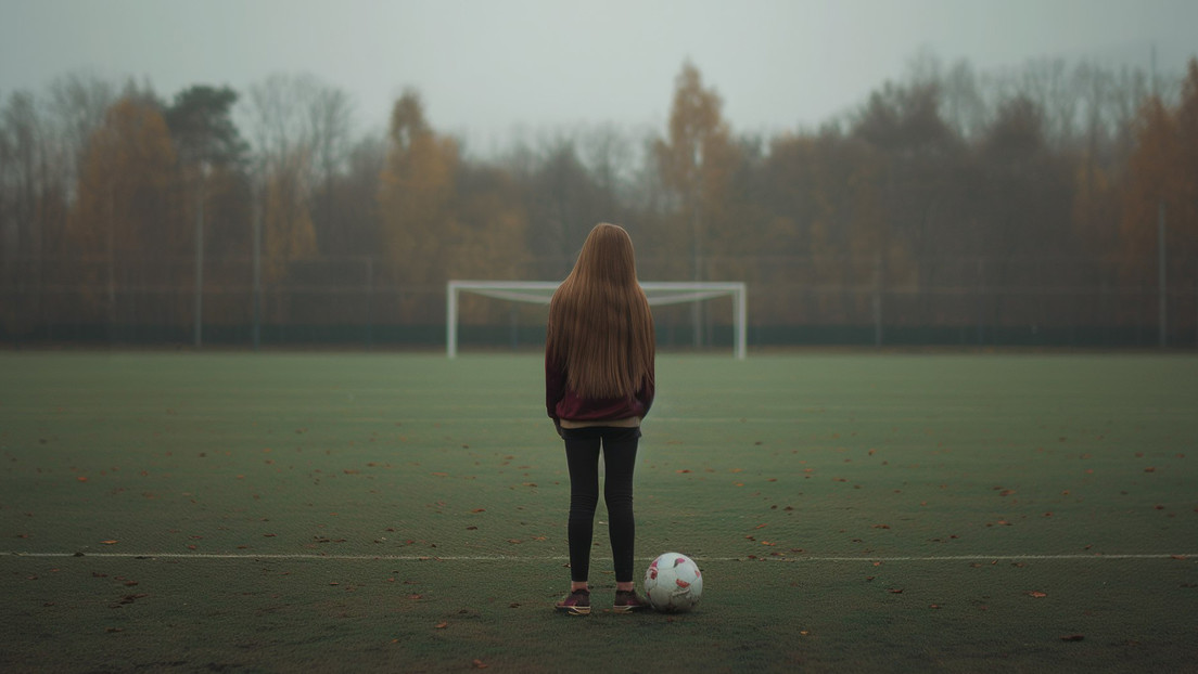 "¿Eres un hombre?": Una adolescente futbolista puede ser sancionada por comentario a jugador transgénero