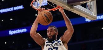 Gobert machaca el aro anoche contra los Lakers