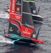 Team New Zealand e INEOS Britannia en acción