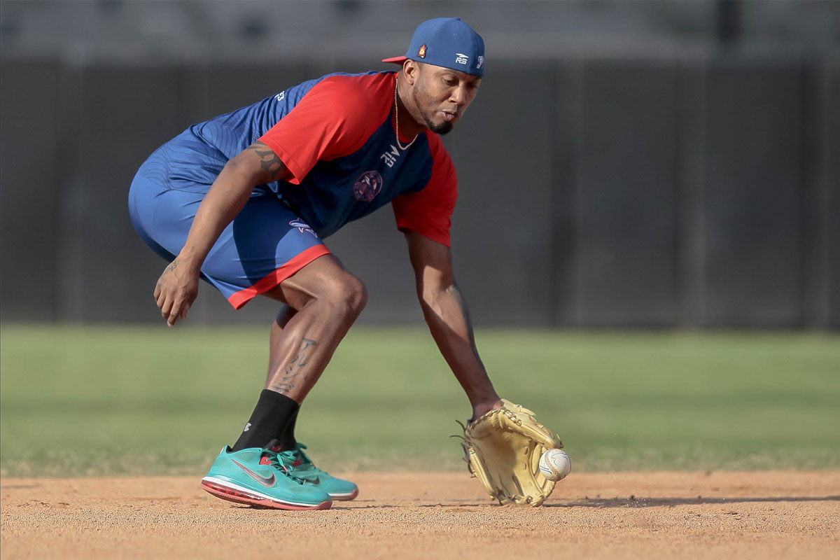 Alcides Escobar: un campocorto previsivo por los siglos de los siglos