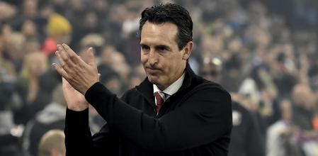 Aston Villa's head coach Unai Emery during the Champions League opening phase soccer match between Aston Villa and Bologna at the Villa Park in Birmingham, England, Tuesday, Oct. 22, 2024. (AP Photo/Rui Vieira)