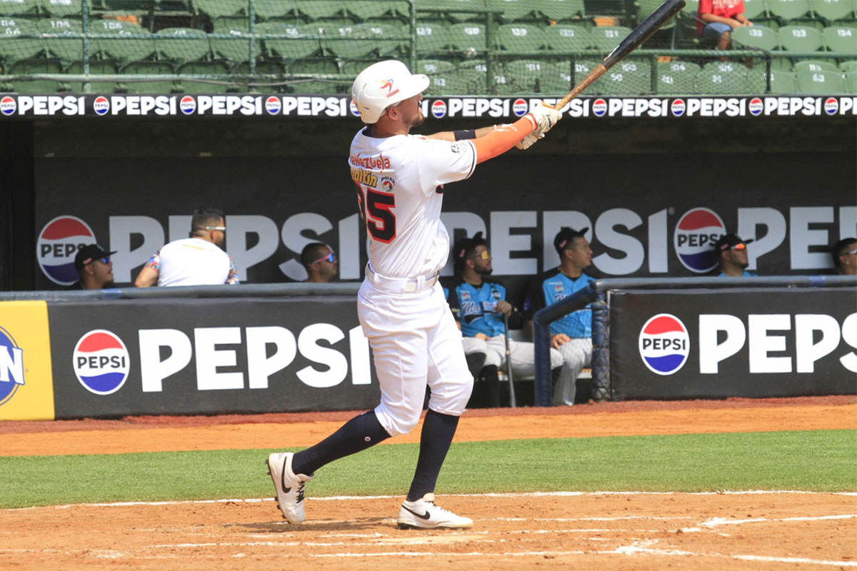 Caribes salió del sótano al barrer a Bravos