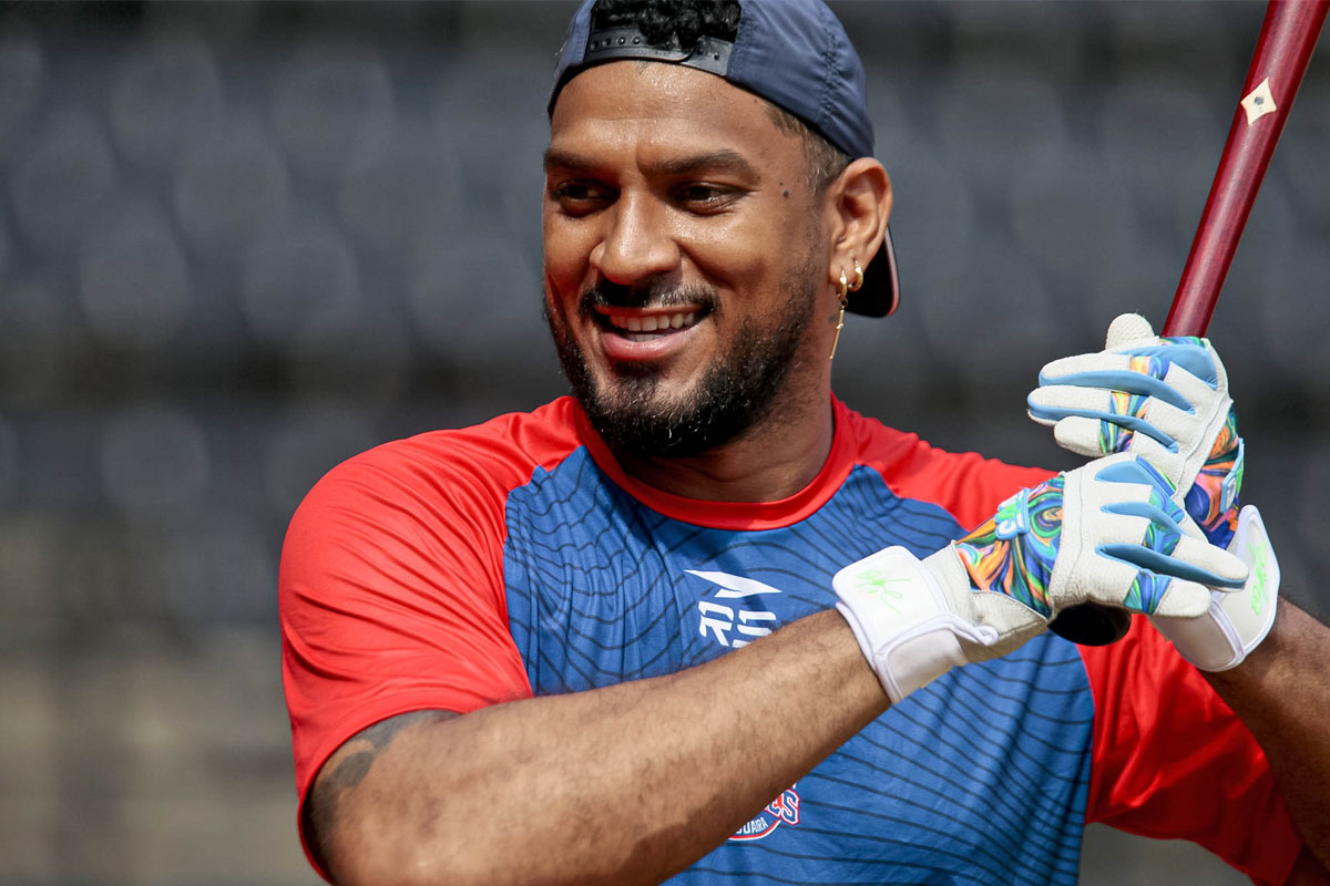 Cardenales adquirió a Danry Vásquez por dos relevistas