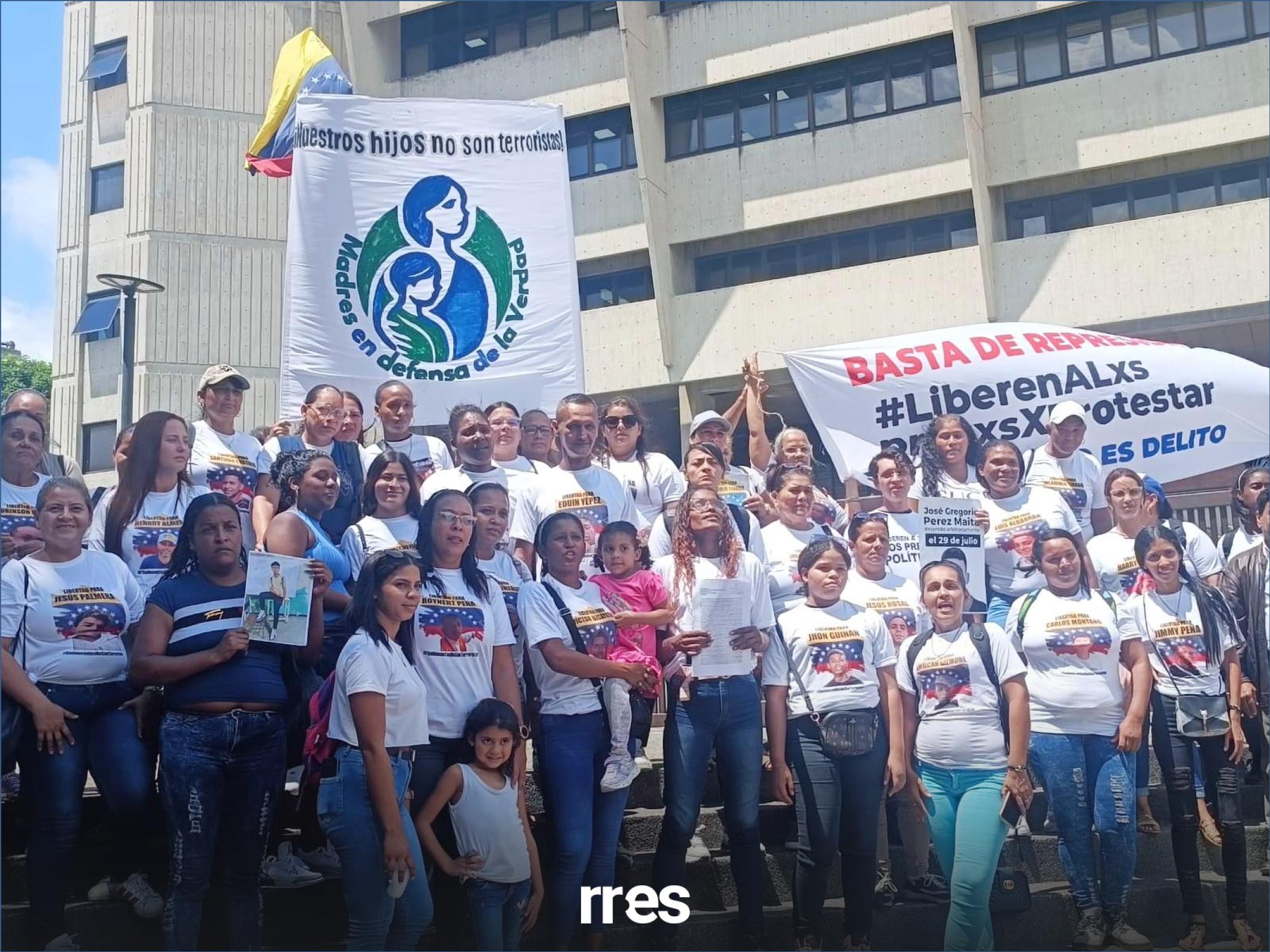 “Esto no es vida”: El clamor de las madres de menores detenidos llega hasta el TSJ