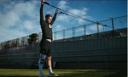 Ter Stegen, con una espectacular protección en la pierna derecha