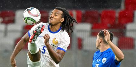 Jules Koundé jugó los 90 minutos del Israel-Francia