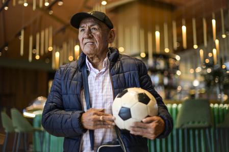 Hugo Cholo Sotil, ex jugador del FC Barcelona