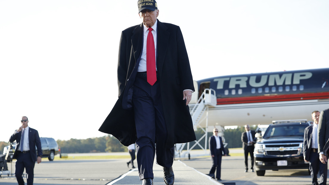 Trump dice que no debería haber abandonado la Casa Blanca