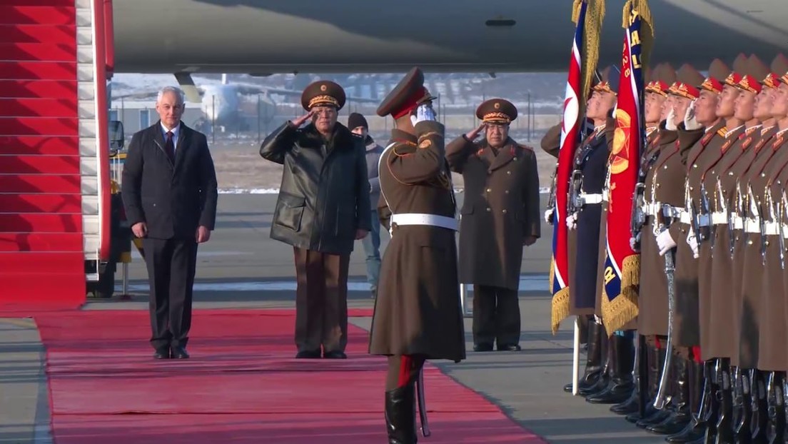 El ministro de Defensa ruso llega a Pionyang