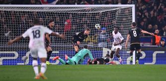 Acción del segundo gol de Mukau