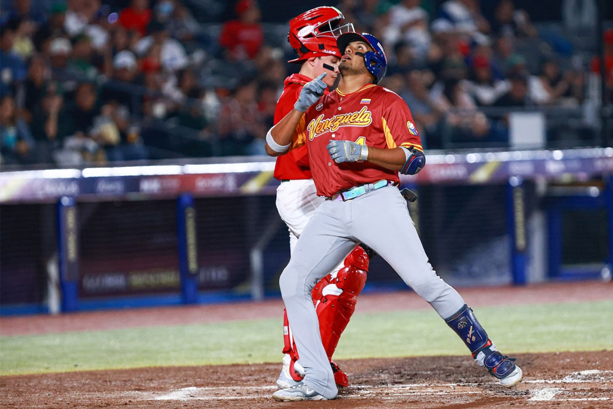 Venezuela se impuso a México en el inicio del Premier 12
