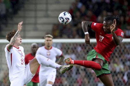 Leao abrió el camino para Portugal