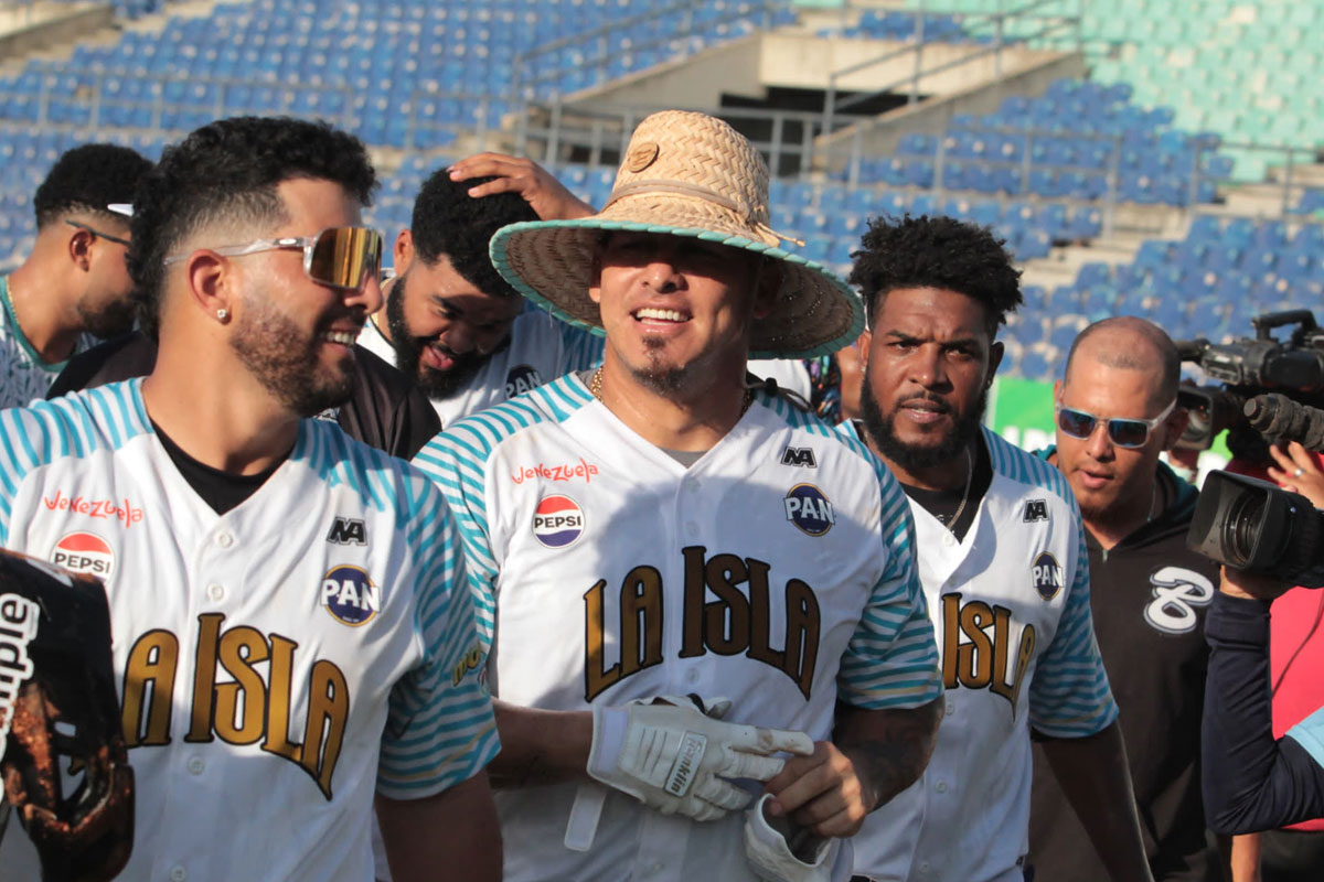 Bravos barrió a Tiburones en la isla con hit decisivo de Wilson Ramos