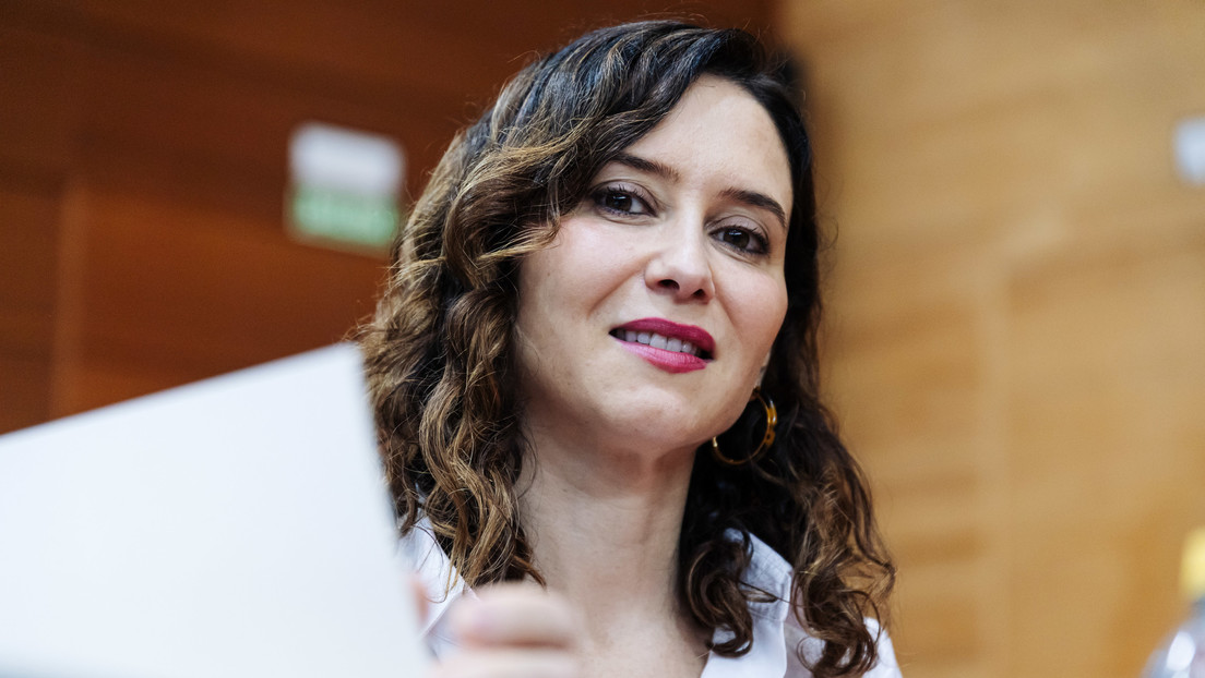 El 'caso novio' que remueve la política en España con estafas, bulos y amenazas