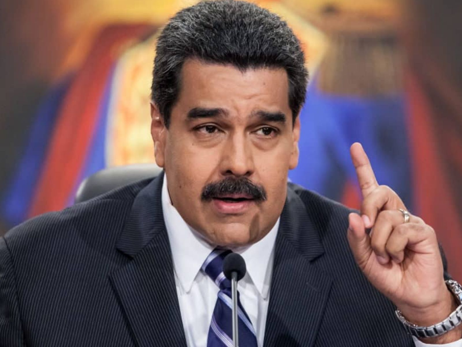 Analista destaca que países que reconocen triunfo de Maduro no son regímenes democráticos