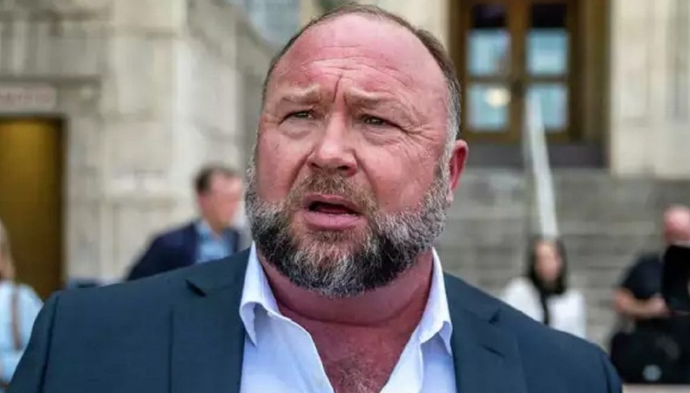 Arrestar a la oposición y no poner fin al conflicto ucraniano: Alex Jones describe las prioridades de la UE