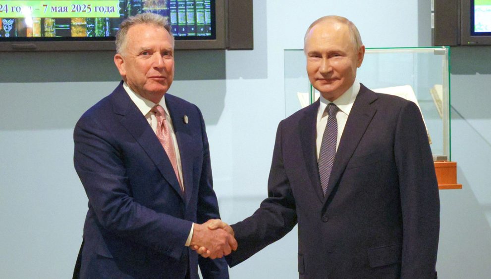 "Creo que es fuerte para su país": El enviado de Trump se niega a llamar a Putin "tipo malo"